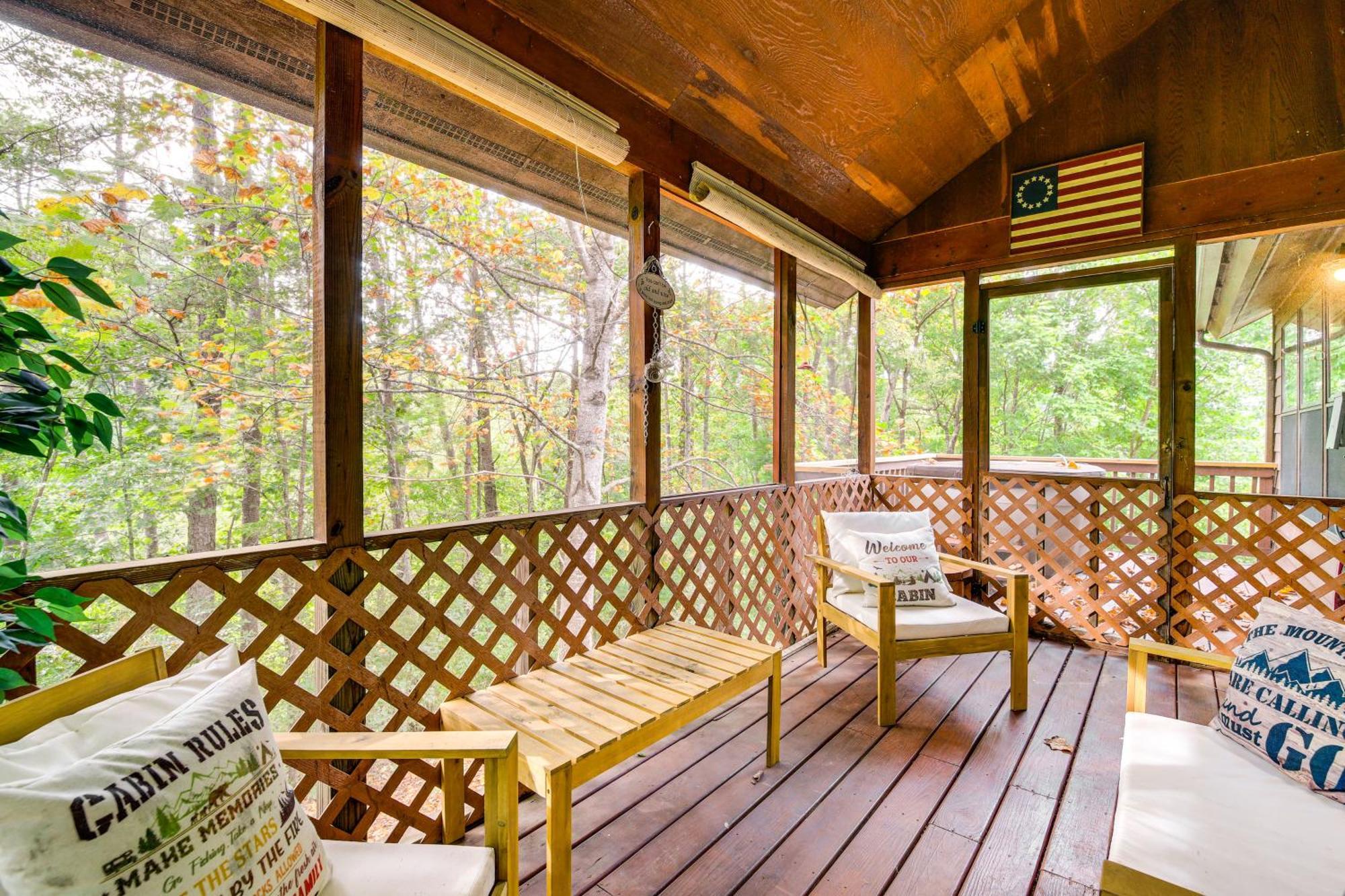 Pet-Friendly Sevierville Rental With Private Hot Tub Exterior foto